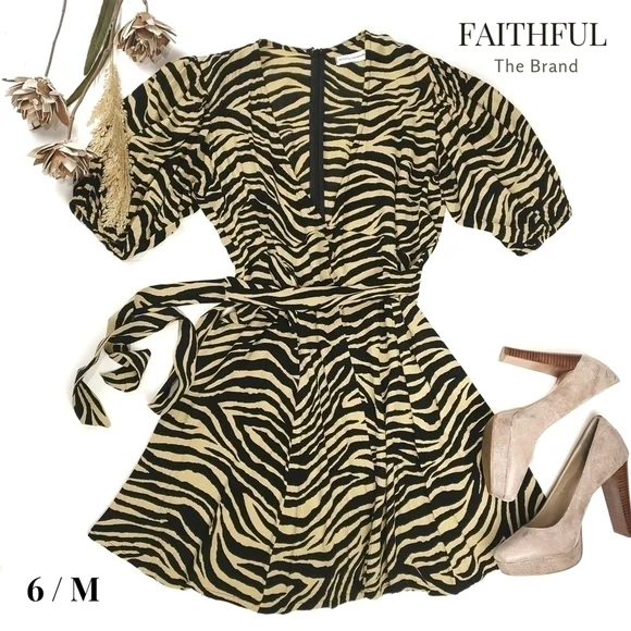 Faithfull the Brand Black & Cream Zebra Print Dress Size 6 Medium - Picture 1 of 12